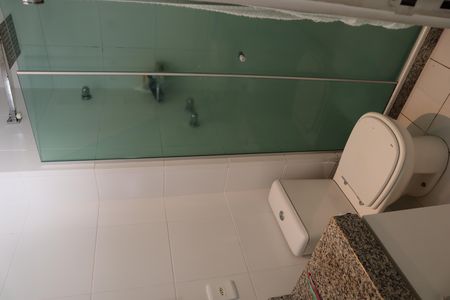 Apartamento para alugar com 70m², 2 quartos e 1 vagaBANHEIRO 01