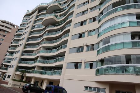 Apartamento para alugar com 70m², 2 quartos e 1 vagaESTACIONAMENTO