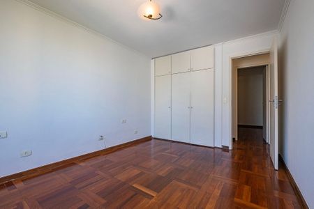Apartamento à venda com 118m², 3 quartos e 1 vaga Apartamento à venda com 118m², 3 quartos e 1 vagaQuarto 3