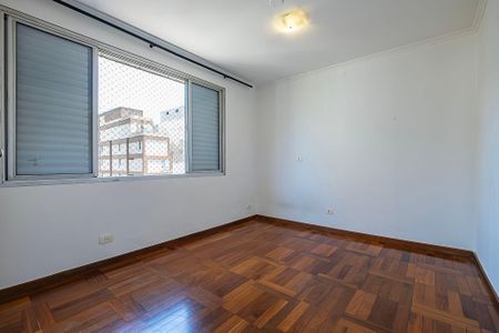 Apartamento à venda com 118m², 3 quartos e 1 vaga Apartamento à venda com 118m², 3 quartos e 1 vagaQuarto 2