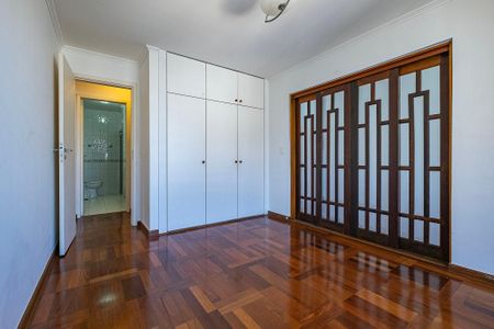 Apartamento à venda com 118m², 3 quartos e 1 vaga Apartamento à venda com 118m², 3 quartos e 1 vagaQuarto 1