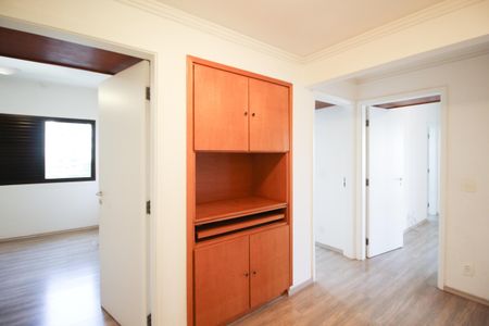 Apartamento à venda com 185m², 3 quartos e 3 vagasCorredor