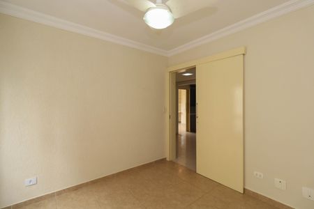 Apartamento para alugar com 129m², 3 quartos e 1 vaga Apartamento para alugar com 129m², 3 quartos e 1 vagaQuarto 1
