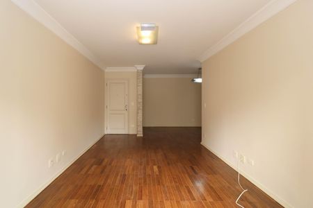 Apartamento para alugar com 129m², 3 quartos e 1 vaga Apartamento para alugar com 129m², 3 quartos e 1 vagaSala