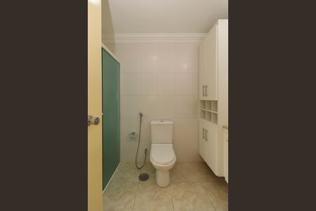 Apartamento para alugar com 129m², 3 quartos e 1 vaga Apartamento para alugar com 129m², 3 quartos e 1 vagaBanheiro da Suíte