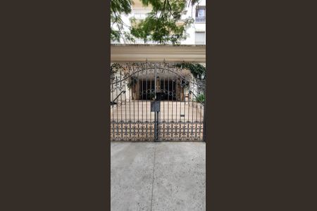 Apartamento para alugar com 129m², 3 quartos e 1 vaga Apartamento para alugar com 129m², 3 quartos e 1 vagaFachada