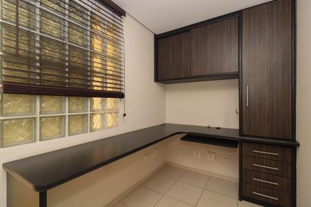 Apartamento para alugar com 129m², 3 quartos e 1 vaga Apartamento para alugar com 129m², 3 quartos e 1 vagaEscritório