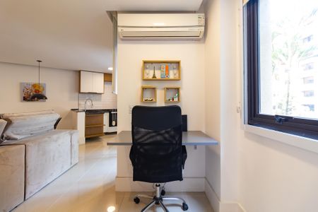 Apartamento para alugar com 57m², 1 quarto e 2 vagasEscritório 