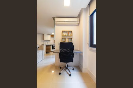 Apartamento para alugar com 57m², 1 quarto e 2 vagasEscritório 