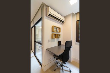 Apartamento para alugar com 57m², 1 quarto e 2 vagasEscritório 