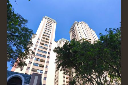 Apartamento para alugar com 67m², 3 quartos e 1 vagaFachada