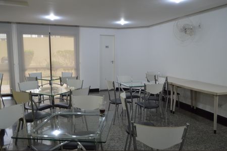 Apartamento para alugar com 67m², 3 quartos e 1 vagaÁrea comum