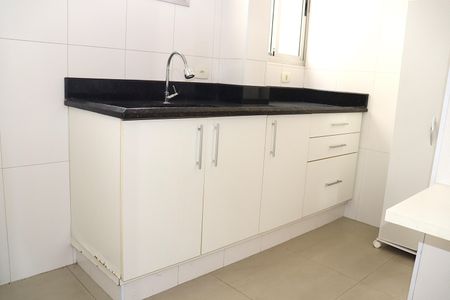 Apartamento à venda com 66m², 2 quartos e sem vagaBanheiro Social