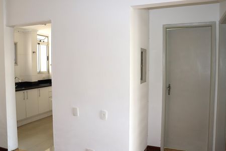 Apartamento à venda com 66m², 2 quartos e sem vagaSala