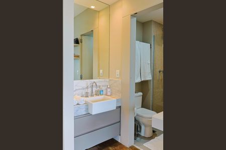 Studio à venda com 38m², 1 quarto e 1 vaga Studio à venda com 38m², 1 quarto e 1 vagaBanheiro