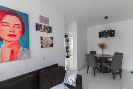 Sala de apartamento à venda com 2 quartos, 45m² em Quinta da Paineira, São Paulo