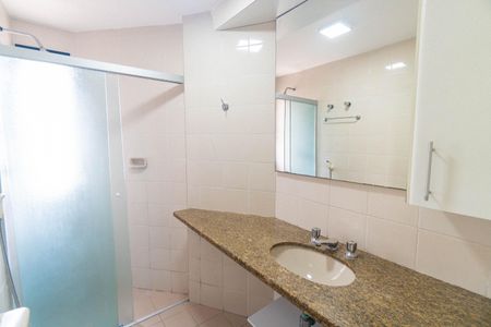 Banheiro da Suíte de apartamento para alugar com 3 quartos, 89m² em Vila Mascote, São Paulo