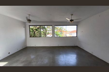 Casa à venda com 250m², 2 quartos e 2 vagas Casa à venda com 250m², 2 quartos e 2 vagasQuarto 2