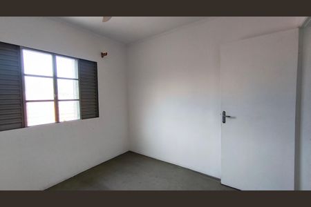 Casa à venda com 250m², 2 quartos e 2 vagas Casa à venda com 250m², 2 quartos e 2 vagasQuarto 1