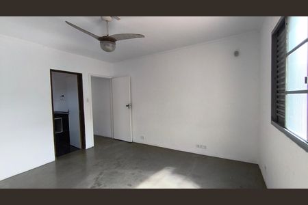 Casa à venda com 250m², 2 quartos e 2 vagas Casa à venda com 250m², 2 quartos e 2 vagasSuíte