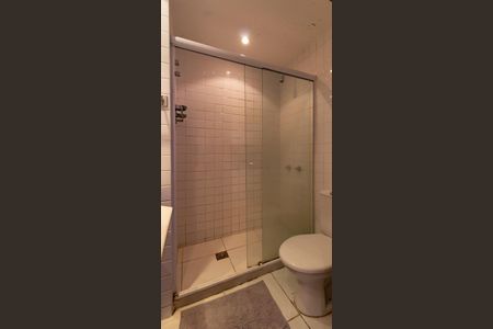 Apartamento à venda com 60m², 1 quarto e 1 vaga Apartamento à venda com 60m², 1 quarto e 1 vagaBanheiro