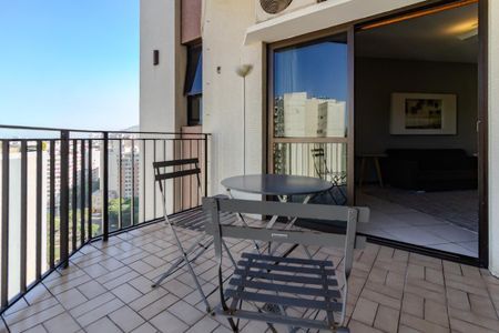 Apartamento à venda com 60m², 1 quarto e 1 vaga Apartamento à venda com 60m², 1 quarto e 1 vagaVaranda da sala