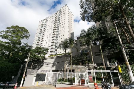 Apartamento para alugar com 122m², 3 quartos e 2 vagasFachada