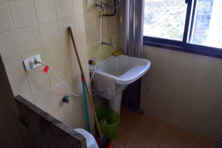 Apartamento para alugar com 62m², 2 quartos e 1 vagaÁrea de Serviço