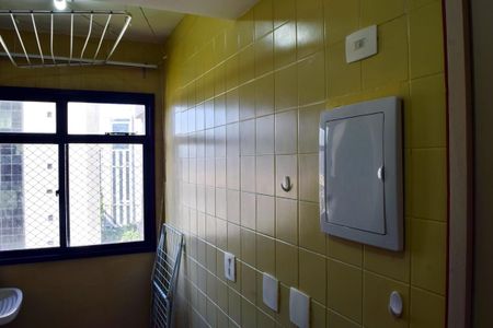 Apartamento para alugar com 62m², 2 quartos e 1 vagaÁrea de Serviço