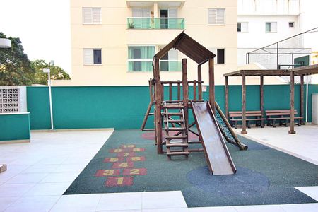 Apartamento à venda com 92m², 3 quartos e 2 vagasÁrea comum - Playground