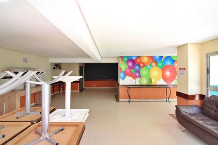 Apartamento à venda com 92m², 3 quartos e 2 vagasÁrea comum - Salão de festas