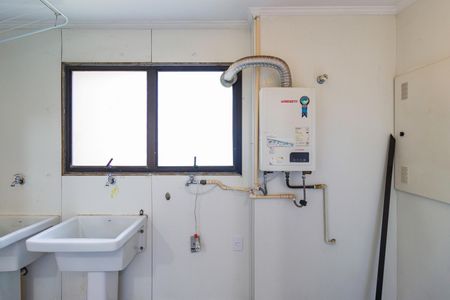 Apartamento para alugar com 380m², 4 quartos e 4 vagasÁrea de Serviço