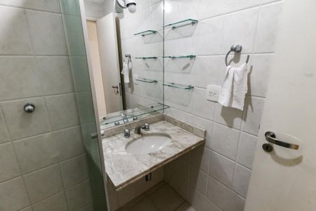 Apartamento à venda com 85m², 3 quartos e 2 vagasBanheiro Social