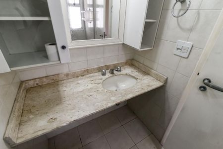 Apartamento à venda com 85m², 3 quartos e 2 vagasBanheiro da Suíte