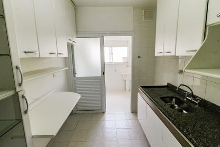 Apartamento à venda com 85m², 3 quartos e 2 vagasCozinha 