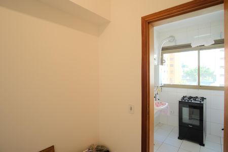 Apartamento para alugar com 156m², 4 quartos e 3 vagasQuarto de Serviço