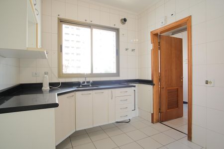 Apartamento para alugar com 156m², 4 quartos e 3 vagasCozinha