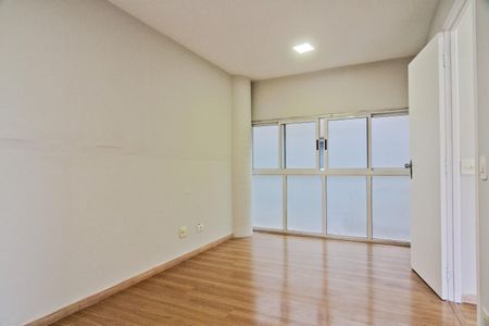 Quarto 1 de apartamento à venda com 2 quartos, 60m² em Jardim das Laranjeiras, São Paulo