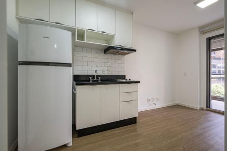 Studio de kitnet/studio para alugar com 1 quarto, 31m² em Sumarezinho, São Paulo