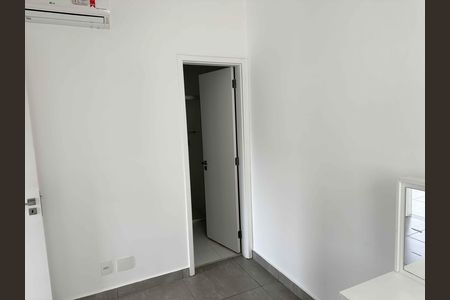 Apartamento à venda com 60m², 1 quarto e 2 vagas Apartamento à venda com 60m², 1 quarto e 2 vagasSuite