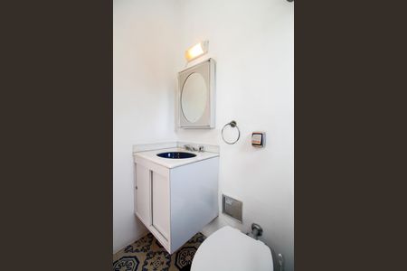 Casa para alugar com 240m², 4 quartos e 2 vagas Casa para alugar com 240m², 4 quartos e 2 vagasBanheiro da Suíte 1