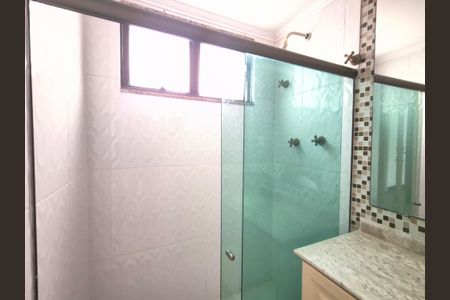 Apartamento para alugar com 350m², 3 quartos e 2 vagasBanheiro suite 1