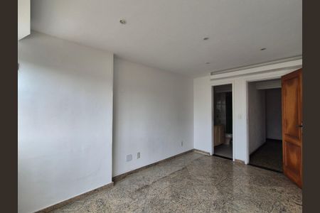 Apartamento para alugar com 350m², 3 quartos e 2 vagasSuíte 2