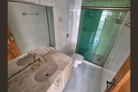 Apartamento para alugar com 350m², 3 quartos e 2 vagasBanheiro suíte 2