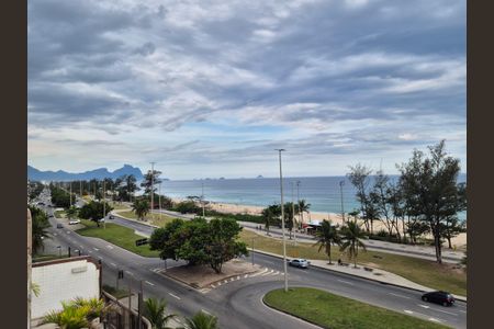 Apartamento para alugar com 350m², 3 quartos e 2 vagasVista