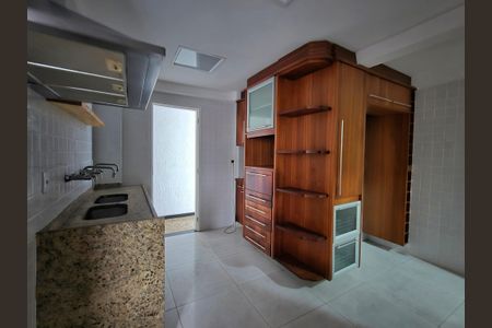 Apartamento para alugar com 350m², 3 quartos e 2 vagasCozinha