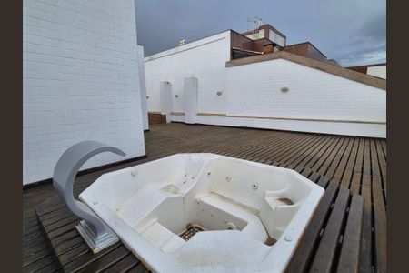 Apartamento para alugar com 350m², 3 quartos e 2 vagasTerraço