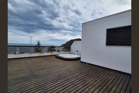 Apartamento para alugar com 350m², 3 quartos e 2 vagasTerraço