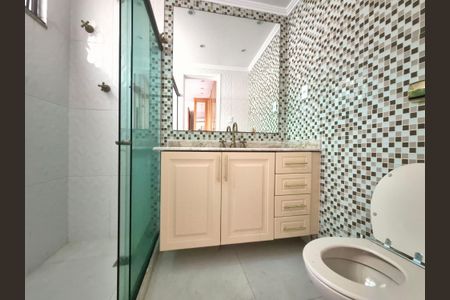 Apartamento para alugar com 350m², 3 quartos e 2 vagasBanheiro suite 1