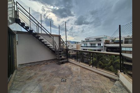 Apartamento para alugar com 350m², 3 quartos e 2 vagasVaranda 2